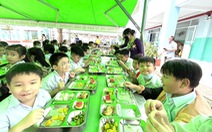 Với 20.000 đồng, học sinh TP.HCM ăn gì trong bữa trưa giữa thời vật giá leo thang?