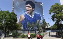 HLV Scaloni kêu gọi tuyển Argentina quyết chiến vì 'Maradona ở trên trời đang dõi theo chúng ta'
