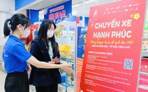 Về quê đón Tết trên 'Chuyến xe hạnh phúc'