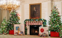 Mãn nhãn với 'chuyến tham quan' Giáng sinh tại Nhà Trắng