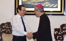 Bí thư Nguyễn Văn Nên chúc mừng Giáng sinh tại Tòa Tổng giám mục TP.HCM