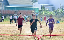 Một học sinh lớp 12 tử vong khi tham gia thi chạy cự ly 200m ở trường