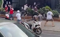 Truy xét hai nhóm cầm hung khí xuất hiện trên đường Cao Thắng, quận 10