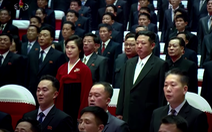 Vợ ông Kim Jong Un xuất hiện cùng chồng đi xem văn nghệ