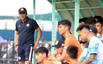 19 cầu thủ mắc COVID-19, CLB Bình Định xin hoãn ra sân
