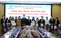 Trao 150 suất học bổng Thịnh trí thành tài cùng Cathay 2021