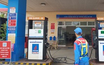 Cây xăng ở An Giang hết xăng 95 do sức mua tăng, không cấp xăng kịp do... kẹt xe