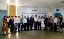 Thứ trưởng Bộ Y Tế thăm và làm việc tại Nhà máy Sanofi Việt Nam
