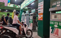 Giá xăng dầu tiếp tục tăng: Việt Nam phải làm gì?