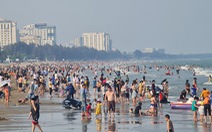 Các khu du lịch biển ở Thanh Hóa kín du khách