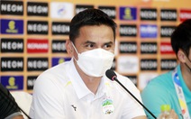 HLV Kiatisak: 'Cầu thủ Việt muốn ra nước ngoài cần đá tốt ở AFC Champions League'
