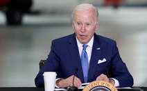 Tổng thống Biden kích hoạt đạo luật khẩn cấp, xoa dịu khủng hoảng thiếu sữa cho trẻ