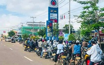 Lào kêu gọi người dân hạn chế đi lại để tiết kiệm nhiên liệu
