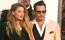 Bài viết 'bạo hành gia đình' của Amber Heard có phá hủy sự nghiệp của Johnny Depp?