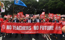 Hàng trăm lớp học ở Úc đóng cửa vì giáo viên đòi tăng lương