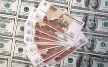 Đồng rúp của Nga tăng giá cao kỷ lục trong vòng 2 năm so với USD, euro