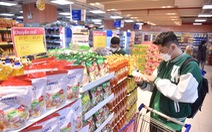 Hàng thiết yếu siêu thị giảm giá sâu