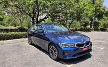 Lái BMW 330i Sport mạnh mẽ nhưng khó ra vào