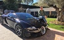 Siêu xe Bugatti Veyron Vitesse 2,1 triệu USD của Ronaldo đâm vào tường