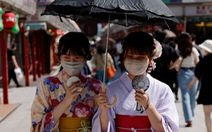 Nắng nóng lên đến 40 độ C, thủ tướng Nhật muốn sử dụng tối đa điện hạt nhân