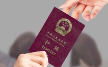 Cặp song sinh Trung Quốc dùng chung hộ chiếu nhiều lần mới bị phát hiện