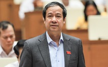 Giá sách giáo khoa, học phí tăng, vì sao Bộ trưởng Nguyễn Kim Sơn không được chọn trả lời chất vấn?