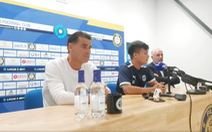 Quang Hải họp báo tại Pau FC: ‘Tôi chấp nhận mọi thử thách"