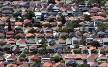 Úc tăng lãi suất nhiều hơn dự báo để chặn lạm phát, giá nhà đất tăng tiếp