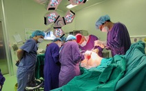 Cô gái trẻ ngực 'khủng' gấp 5 bình thường được phẫu thuật thu nhỏ ngực bằng phương pháp mới