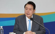 Hàn Quốc tăng lãi suất lịch sử, tổng thống họp khẩn trấn an người dân