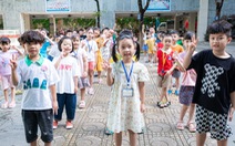 Học sinh lớp 1 Hà Nội háo hức trong ngày tựu trường sớm