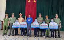Trung ương Đoàn trao 'Ngôi nhà 100 đồng' cho người dân tại Kon Tum