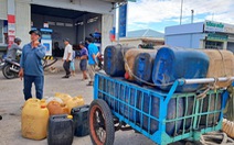 Ngư dân Bình Thuận khốn đốn tìm dầu đi biển, nhiều nơi từ chối bán