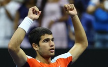 Kết thúc 'giấc mơ Mỹ' của Tiafoe, tay vợt 19 tuổi Alcaraz lần đầu vào chung kết Grand Slam