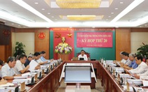 Cảnh cáo Ban thường vụ Đảng ủy Viện hàn lâm Khoa học xã hội Việt Nam nhiệm kỳ từ 2015 đến nay