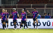 Thắng TP.HCM 2-0, Sài Gòn FC thoát khỏi vị trí cuối bảng
