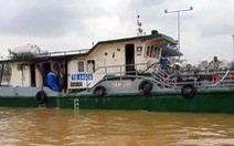 Cháy tàu chở xăng trên sông Đồng Nai, 5 ca nô chuyên dụng dập tắt kịp thời