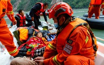 Người chết do động đất ở Tứ Xuyên tăng lên 74, Trung Quốc điều động 6.650 người cứu hộ