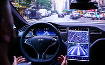 Hệ thống trợ lái của Tesla rớt hạng