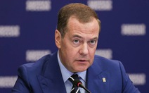 Ông Medvedev: Nếu Thế chiến 3 nổ ra, sẽ không bắt đầu từ xe tăng hay máy bay chiến đấu