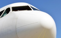 Vì sao hầu hết máy bay chở khách sơn màu trắng?