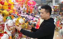 Trung Quốc bỏ Zero-COVID: Xuất khẩu chưa ‘nóng', tiểu thương vừa 'ngóng' vừa nhập hàng