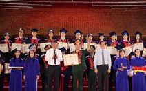 Hà Nội vinh danh 96 thủ khoa tốt nghiệp đại học, học viện