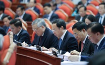 Trung ương Đảng thảo luận lộ trình thực hiện chế độ tiền lương mới