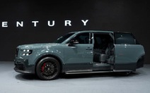 Century SUV đắt tới 167.000 USD nhưng chủ tịch Toyota tin khách hàng trẻ vẫn tìm mua