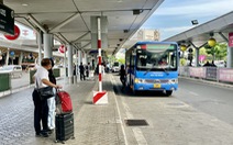 Kiến nghị miễn phí cho xe buýt ra vào sân bay Tân Sơn Nhất