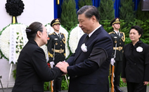 Chủ tịch Trung Quốc Tập Cận Bình tiễn đưa cố Thủ tướng Lý Khắc Cường