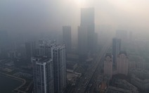Bầu trời Hà Nội mù đặc, ô nhiễm không khí tệ thứ 2 thế giới