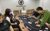 Phá đường dây đánh bạc poker hàng chục tỉ đồng tại Hà Nội