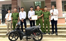 Khen thưởng học sinh lớp 11 dũng cảm truy đuổi 10km bắt kẻ trộm xe máy chuyên nghiệp